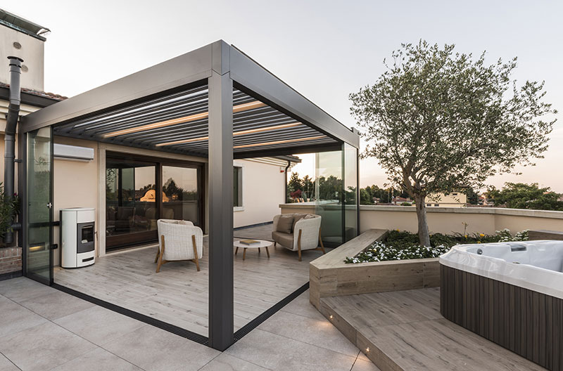 So wählen Sie eine wandmontierte Pergola für die Terrasse